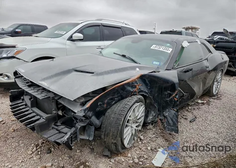 2020 Dodge Challenger Sxt z USA, uszkodzony, nr VIN 2C3CDZAG3LH201946